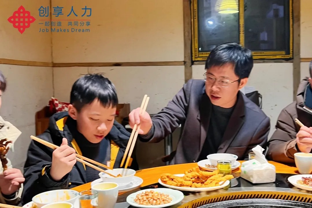 1fd216f9-eeac-4a2a-997d-7f21869302af.jpg